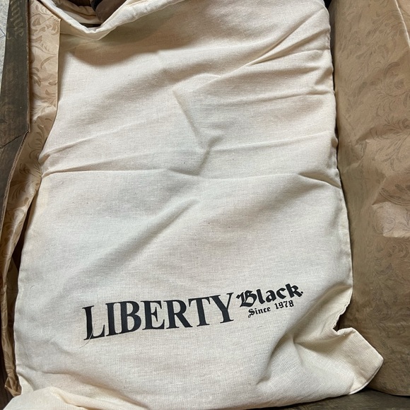 LIBERTY black vegas tall fringe concho - Picture 2 of 3